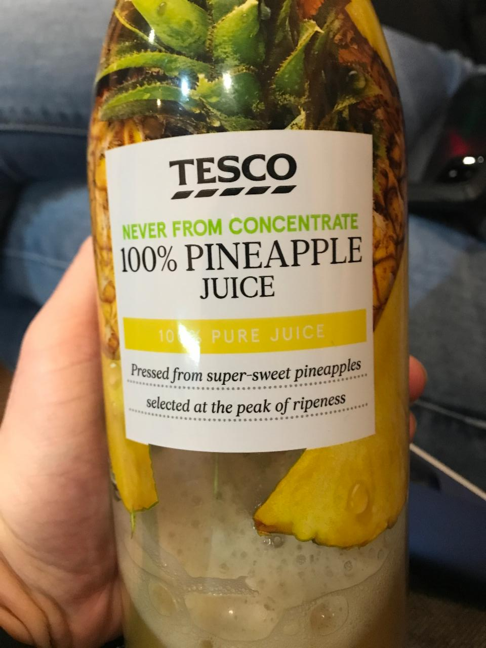 Fotografie - 100% pineapple Juice Tesco