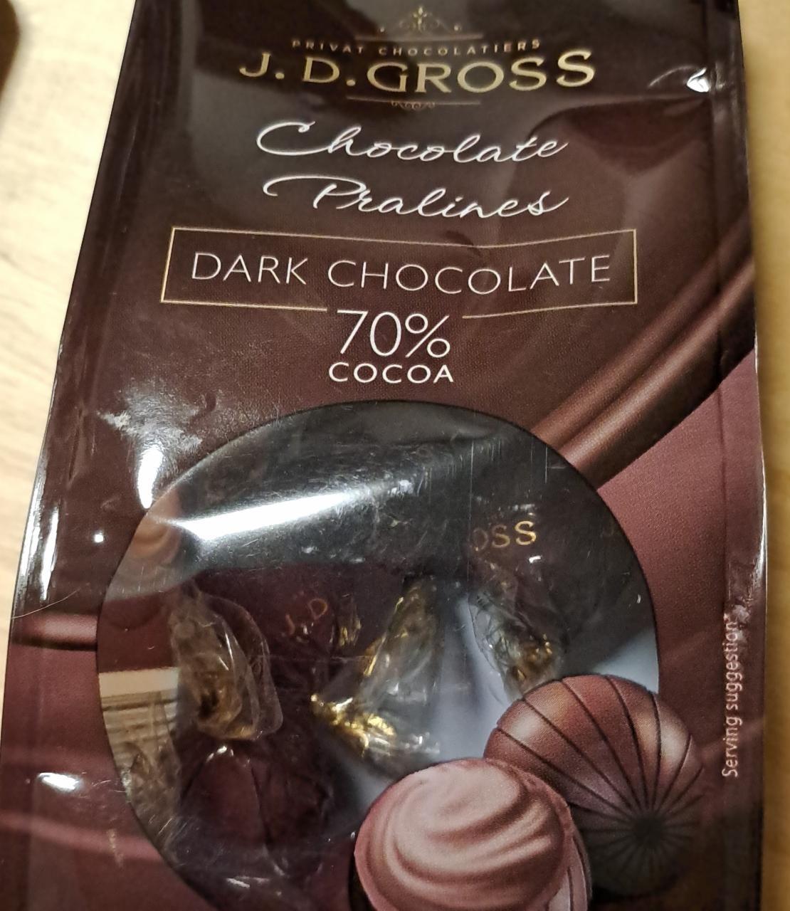 Fotografie - Chocolate Pralines Dark CHocolate 70% Cocoa J. D. Gross