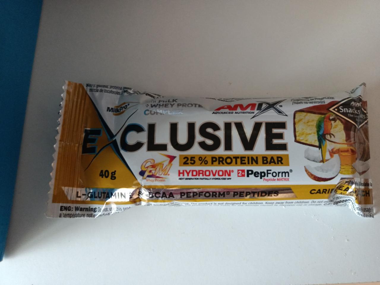 Fotografie - Exclusive protein bar Caribbean punch 25% Amix