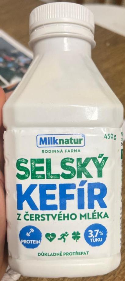 Fotografie - Kefír Selský z čerstvého mléka 3,7% tuku Milknatur
