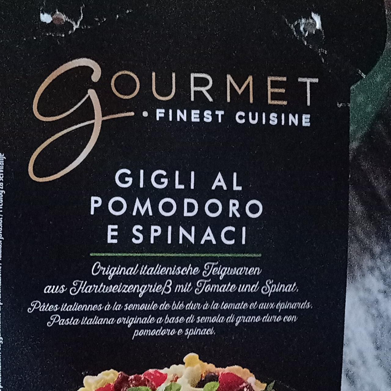 Fotografie - Gigli al pomodoro e spinaci Gourmet