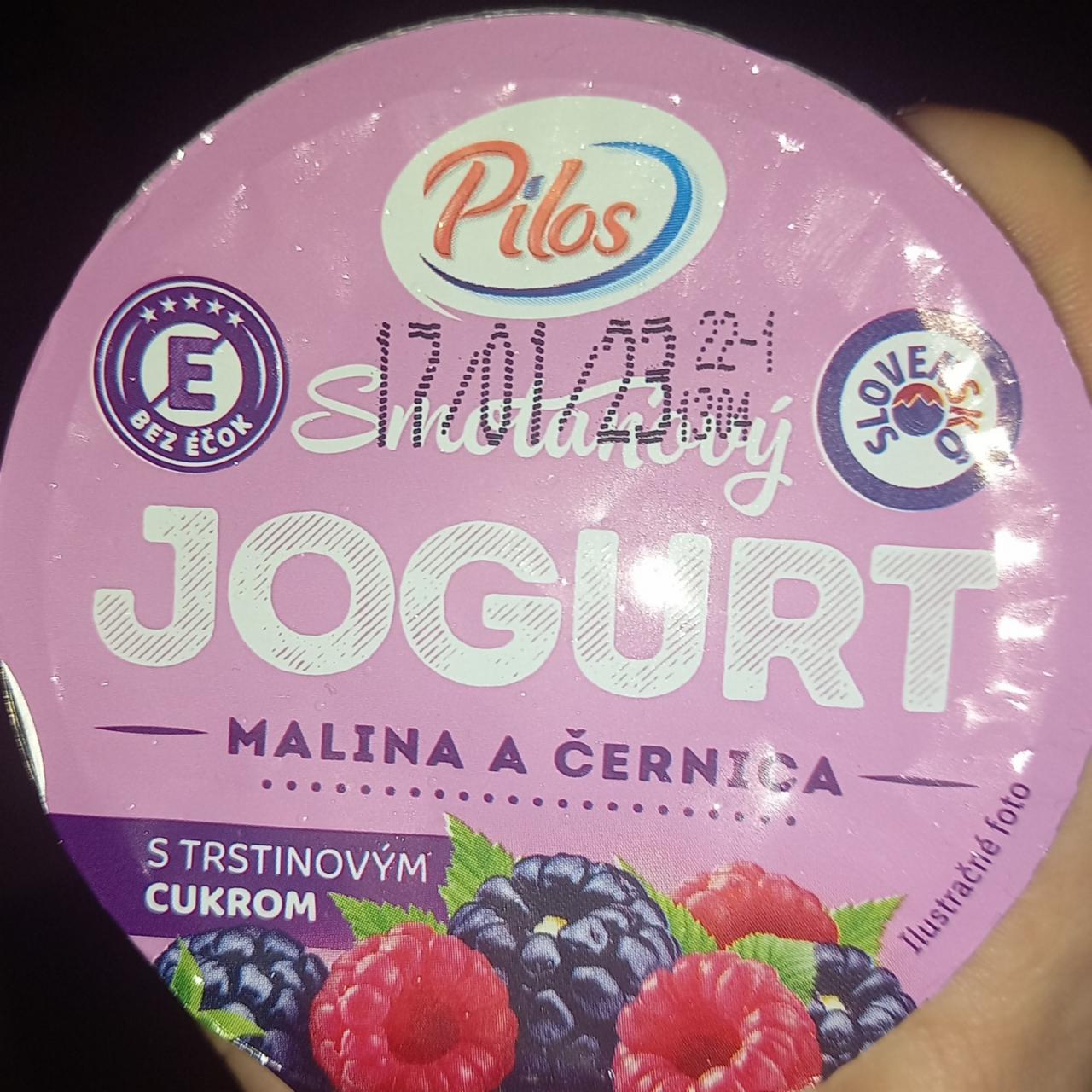Fotografie - Smotanový jogurt Malina a černica Pilos