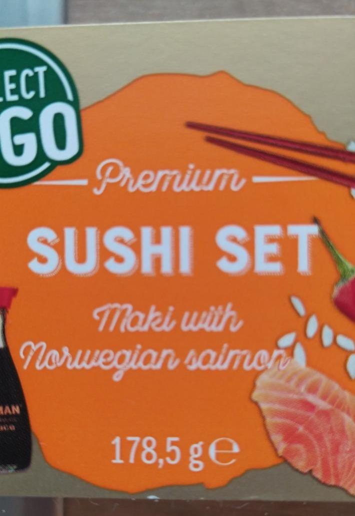 Fotografie - Premium Sushi set Maki with norwegian salmon