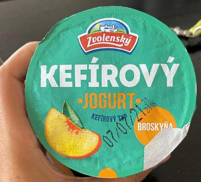 Fotografie - Zvolenský jogurt kefírový typ broskyňa 