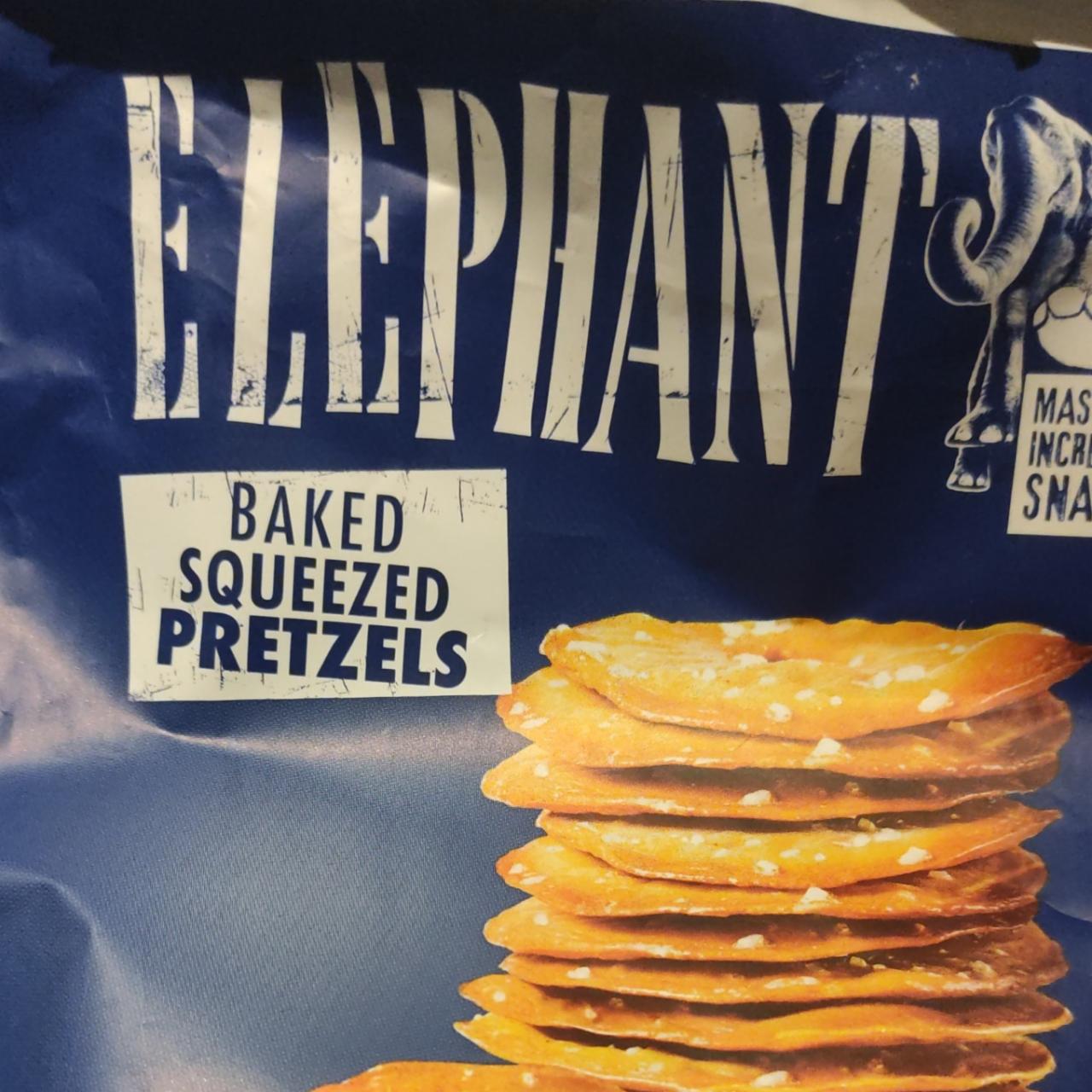 Fotografie - Elephant baked sqeezed pretzels
