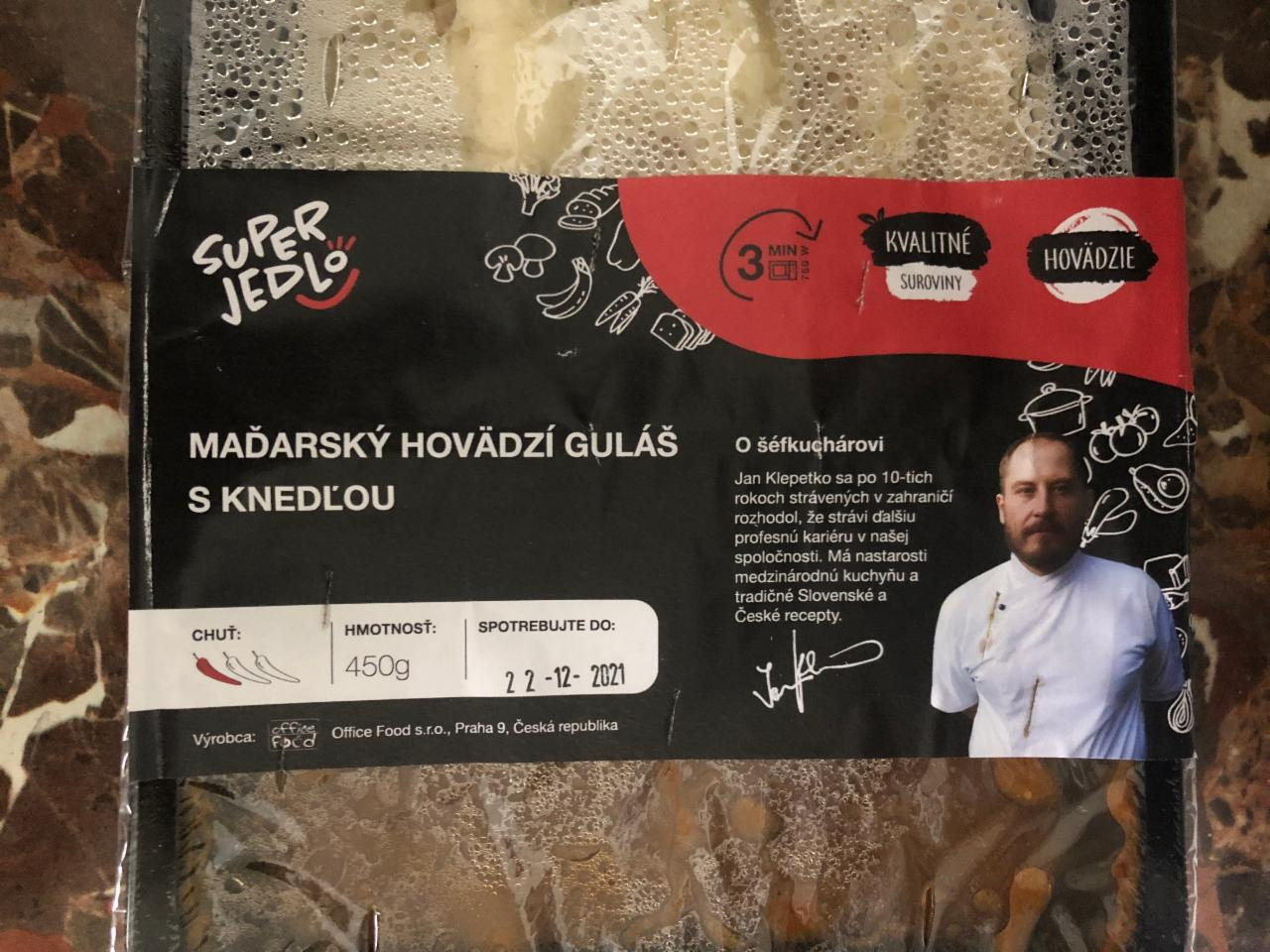 Fotografie - Maďarský hovädzí guláš s knedľou