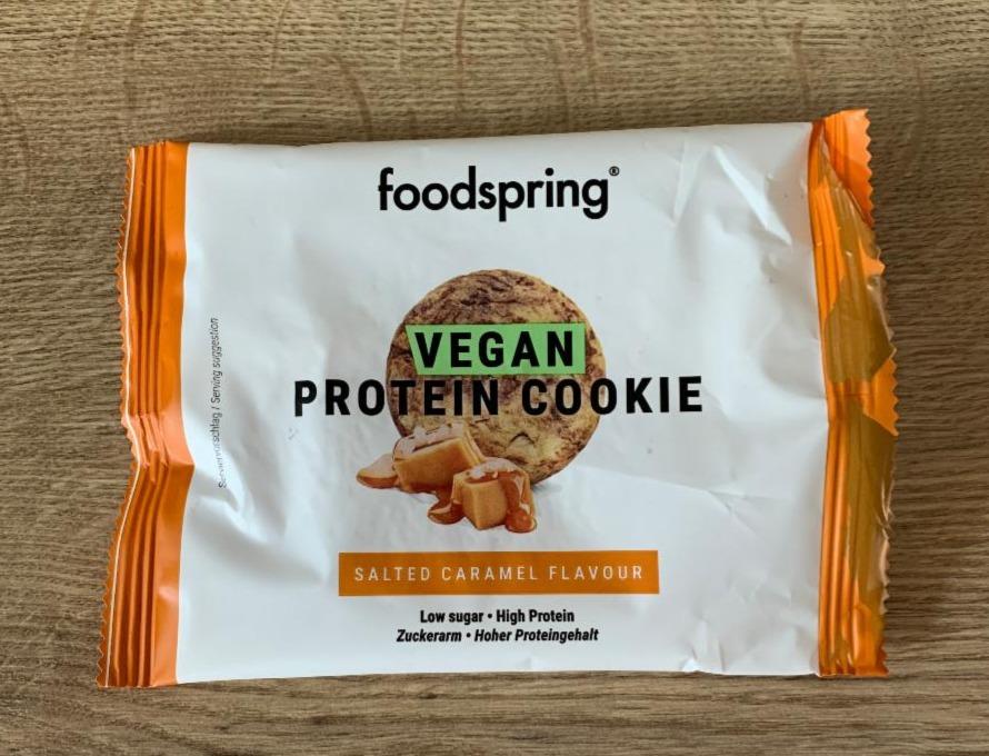 Fotografie - foodspring Protein Cookie vegan Salted Caramel Flavour