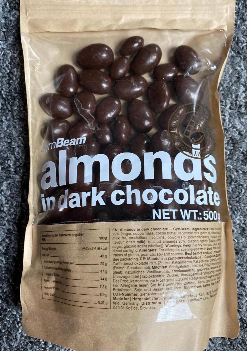 Fotografie - Almonds in dark chocolate GymBeam