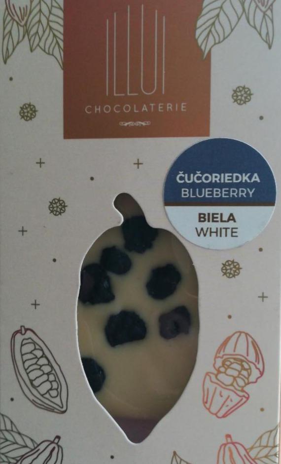 Fotografie - biela čokoláda s čučoriedkami
