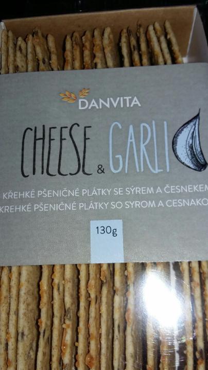 Fotografie - Cheese&garlic krehké pšeničné plátky Danvita