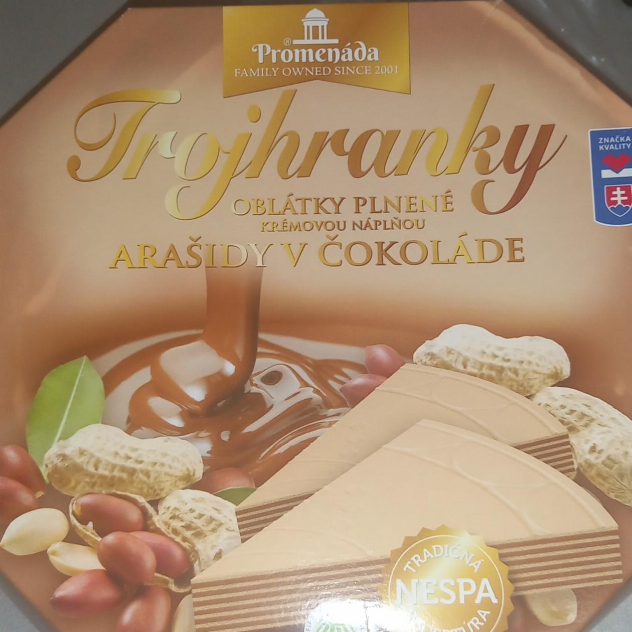 Fotografie - Trojhranky oblátky plnené krémovou náplňou arašidy v čokoláde Promenáda