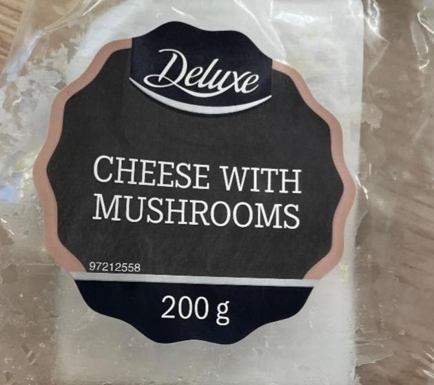 Fotografie - Cheese with mushrooms