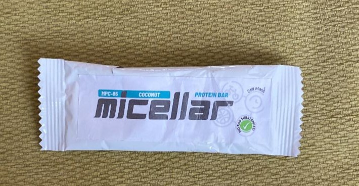 Fotografie - Micellar protein bar coconut MPC-85 Still Mass