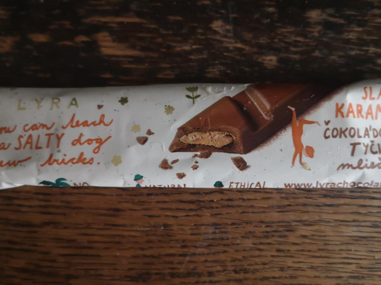Fotografie - Lyra slaný karamel čokoládová tyčinka mliečna 33g