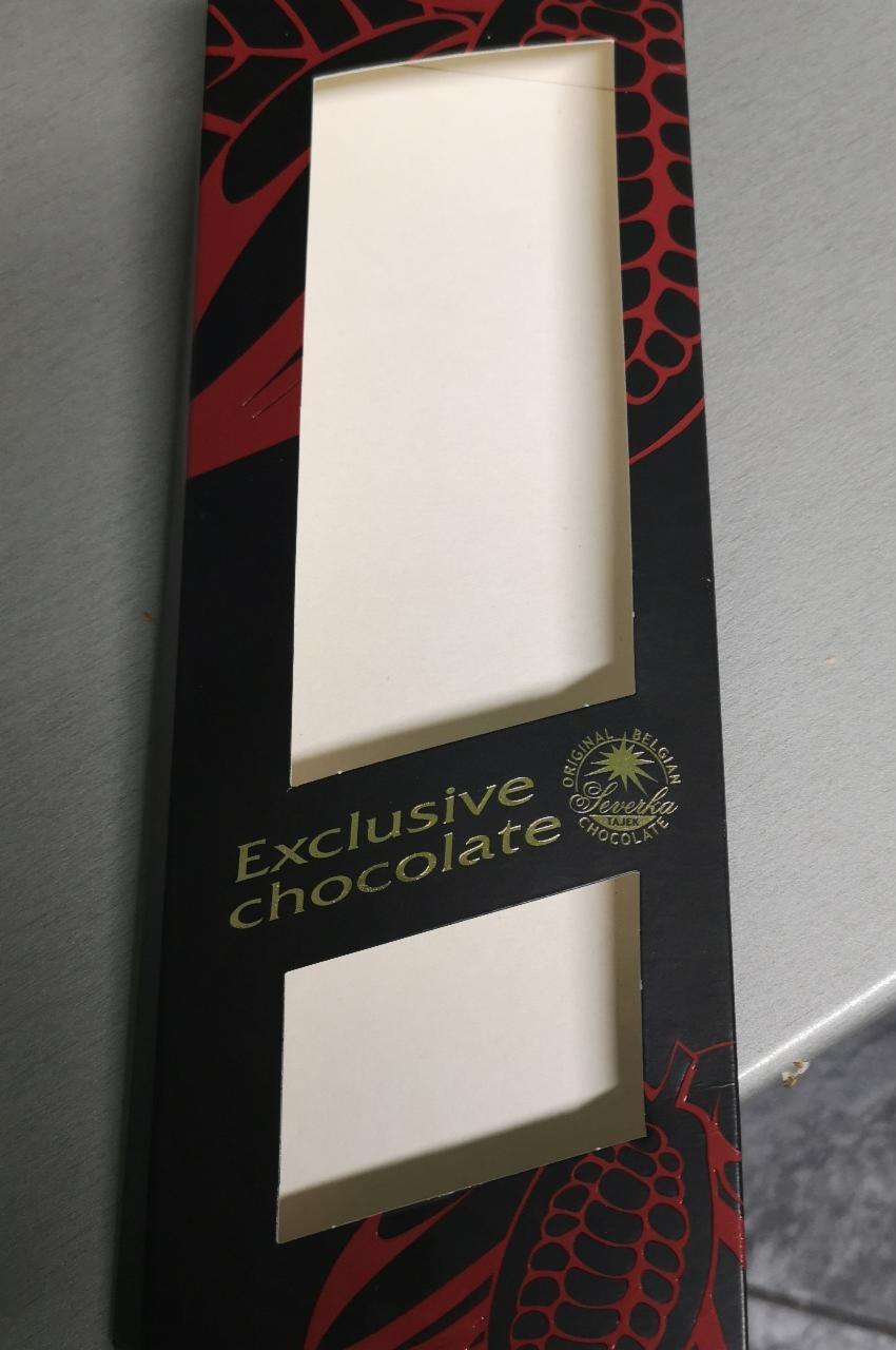 Fotografie - Exclusive chocolate Mliečna čokoláda formovaná s pistáciami, ružami a višňami