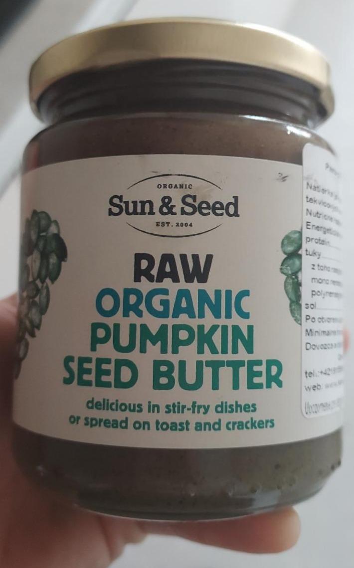 Fotografie - Raw organic pumpkin seed butter