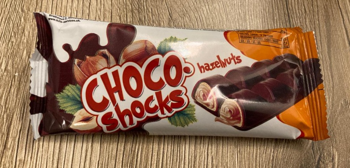 Fotografie - choco shocks hazelnuts