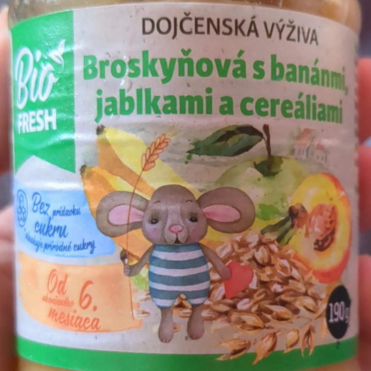 Fotografie - Dojčenská výživa Broskyňová s banánmi, jablkami a cereáliami Bio Fresh