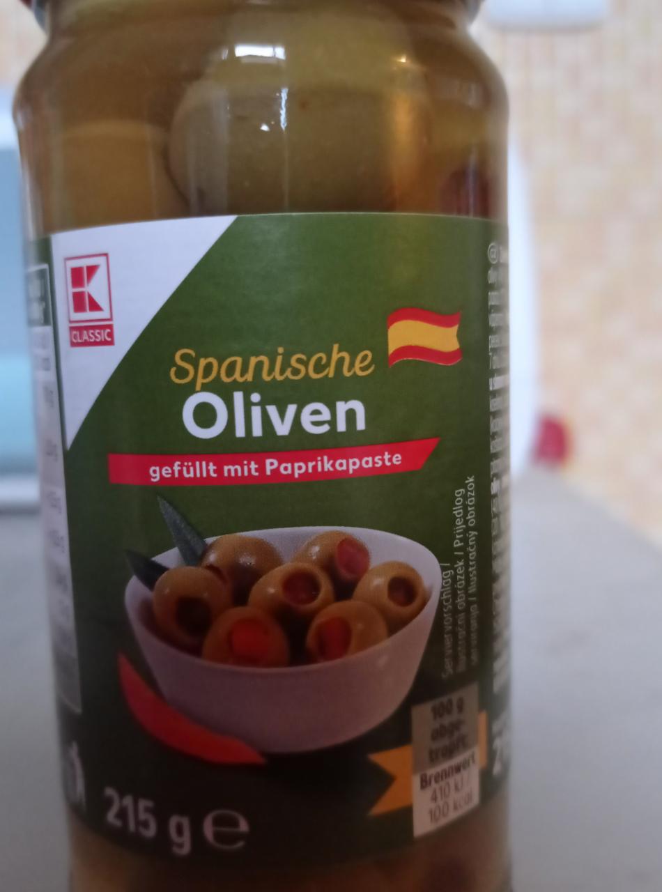 Fotografie - Zelené olivy plněné paprikovou pastou ve slaném nálevu K-Classic