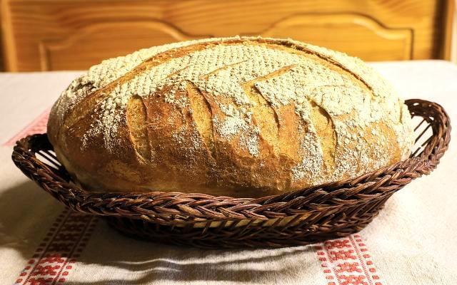 Fotografie - chlieb domáci celozrnný, pšenično ražný, kváskový