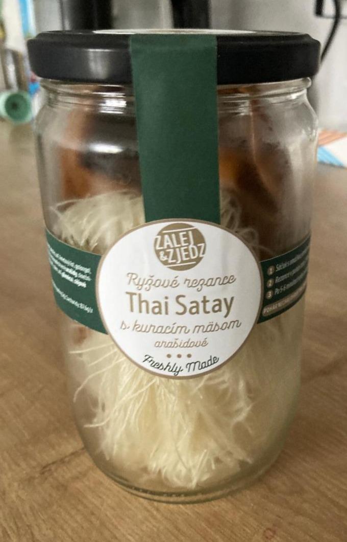 Fotografie - Ryžové rezance Thai Satay s kuracím mäsom arašidové Freshly Made