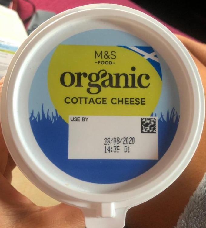 Fotografie - organic cottage cheese M&S Food