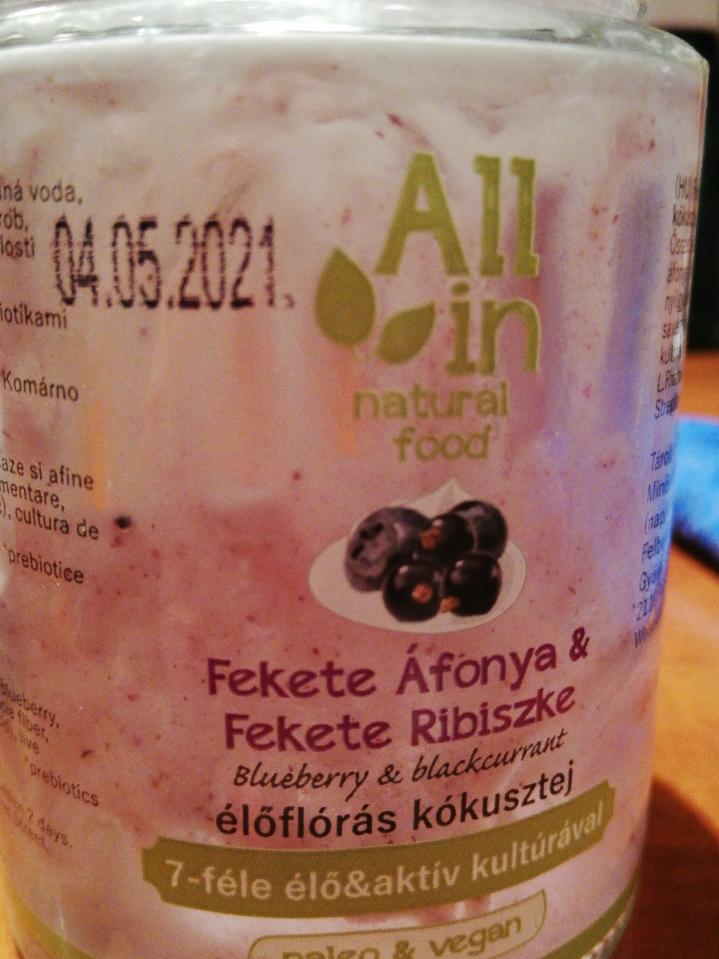 Fotografie - All in natural food čučoriedkový jogurt