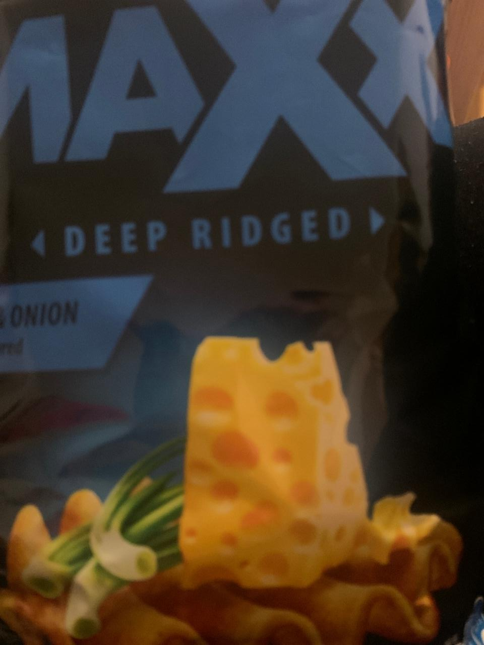 Fotografie - Lays Maxx deep ridged cheese & onion