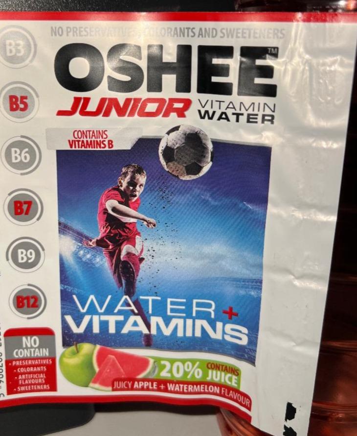 Fotografie - Oshee Junior Vitamin Water Juicy Apple + Watermelon