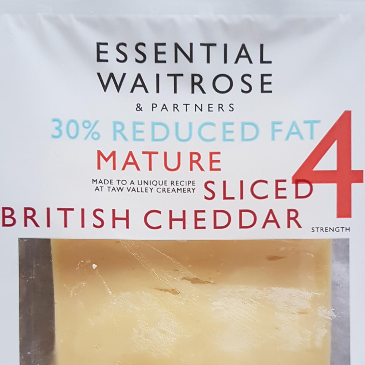 Fotografie - Waitrose 30% reduced fat Mature Sliced British cheddar