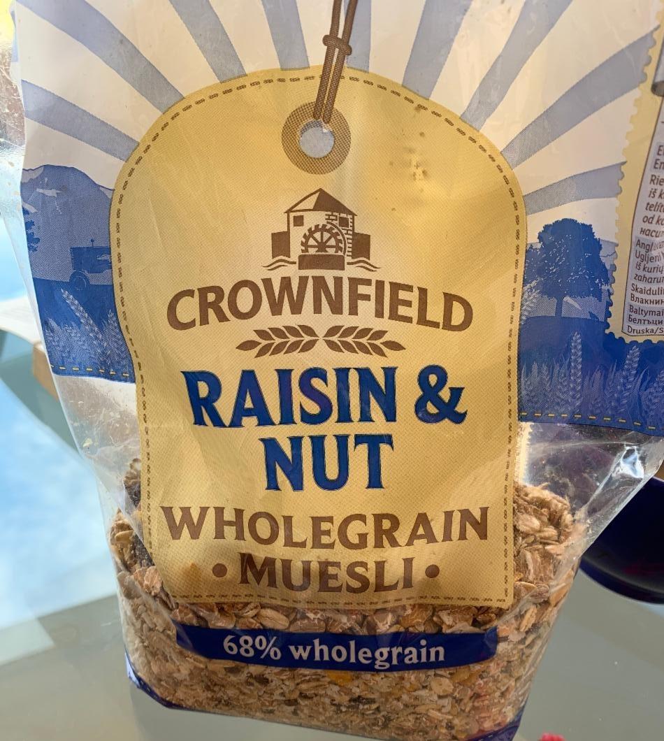 Fotografie - Crownfield Raisin & Nut Wholegrain muesli