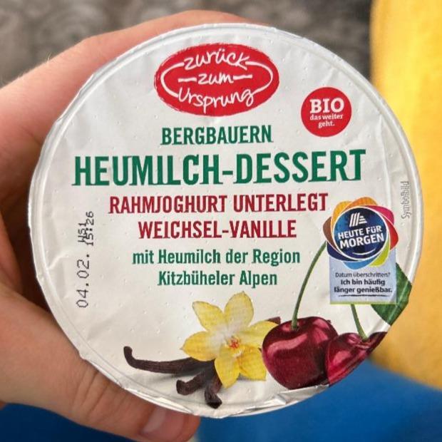 Fotografie - Bergbauern Heumlich-Dessert Rahmjoghurt Unterlegt Weichsel-Vanille Zurück zum Ursprung