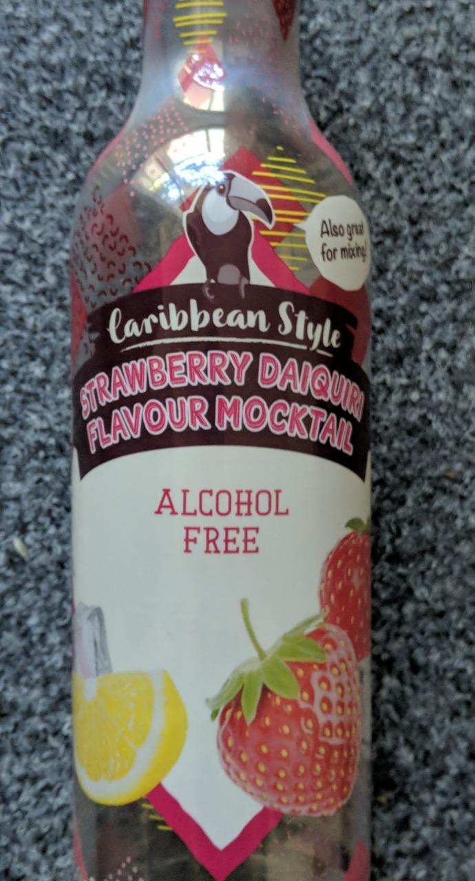 Fotografie - Strawberry daiquiri flavour mocktail Caribbean Style