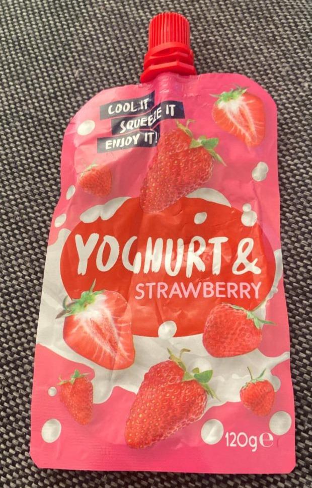 Fotografie - yoghurt & strawberry