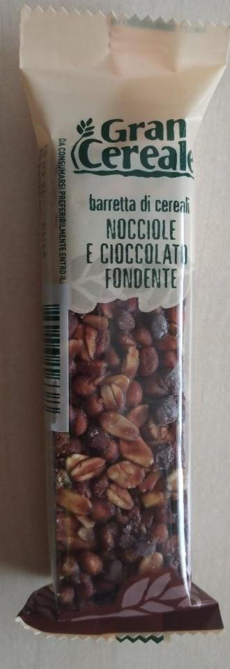 Fotografie - 5 Barrette Di Cereali Nocciole E Cioccolato Fondente Gran Cereale