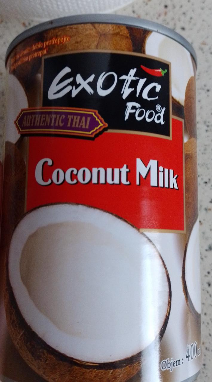 Fotografie - Coconut Milk Exotic Food
