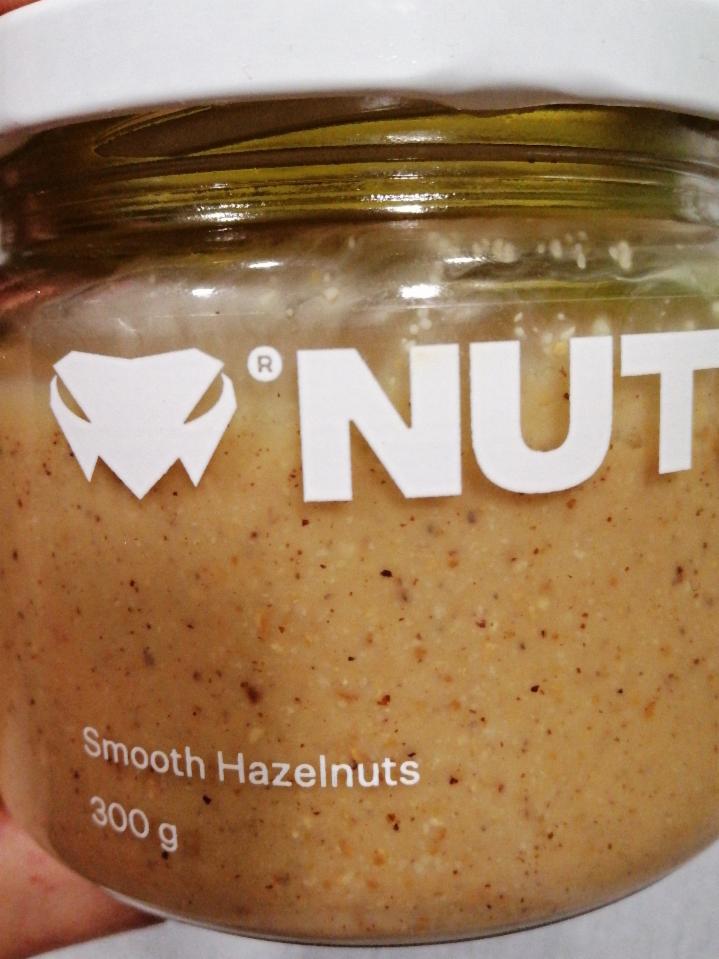 Fotografie - R3ptile Nuts smooth hazelnuts