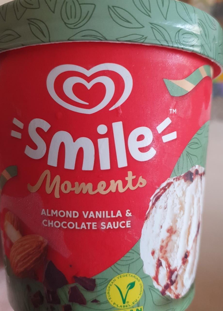 Fotografie - Smile Moments Almond Vanilla & Chocolate Sauce Algida