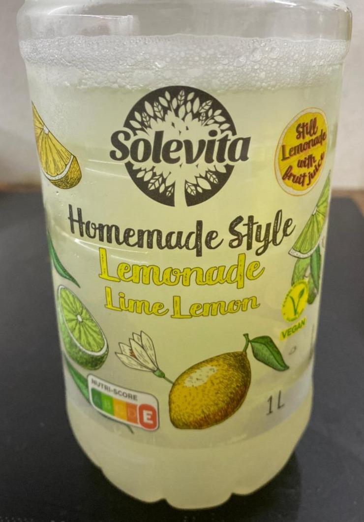 Fotografie - Homemade Style Lemonade Lime Lemon Solevita
