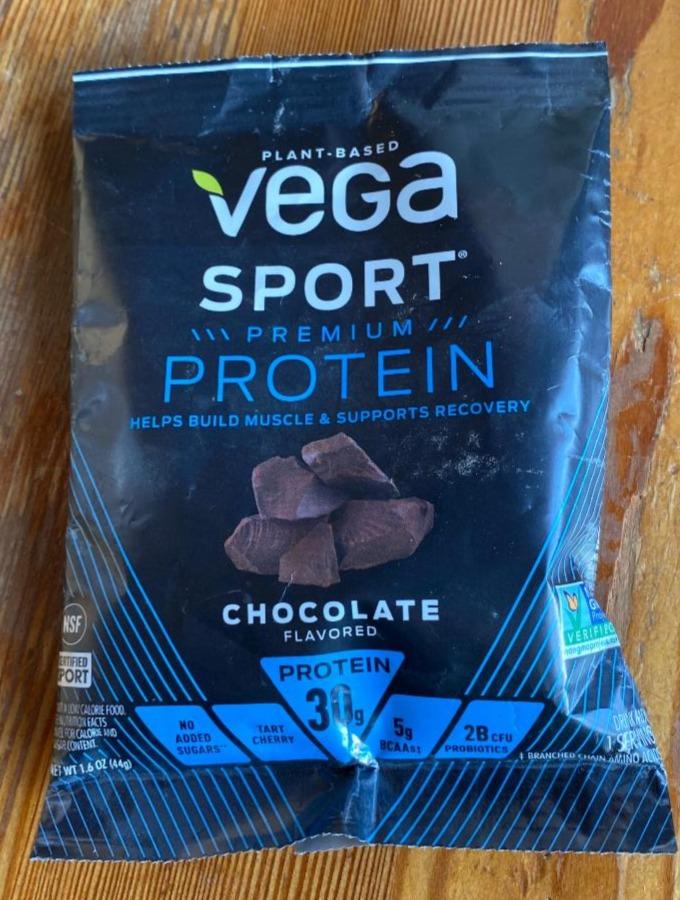 Fotografie - Sport Premium Protein Chocolate flavored Vega