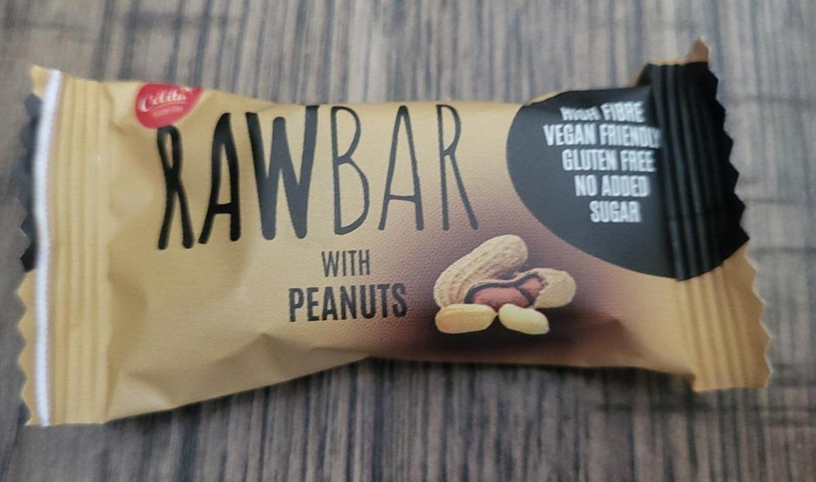 Fotografie - rawbar with peanuts mini 