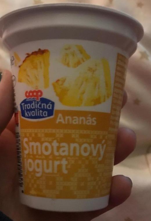 Fotografie - Smotanový jogurt Ananás Coop Tradičná kvalita