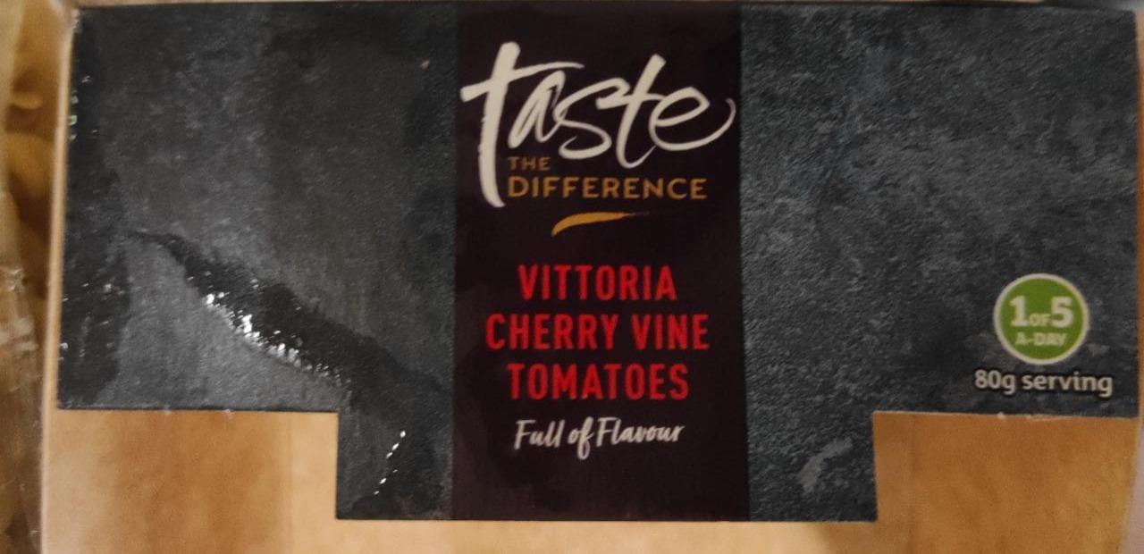 Fotografie - Vittoria Cherry Vine Tomatoes Taste the Difference