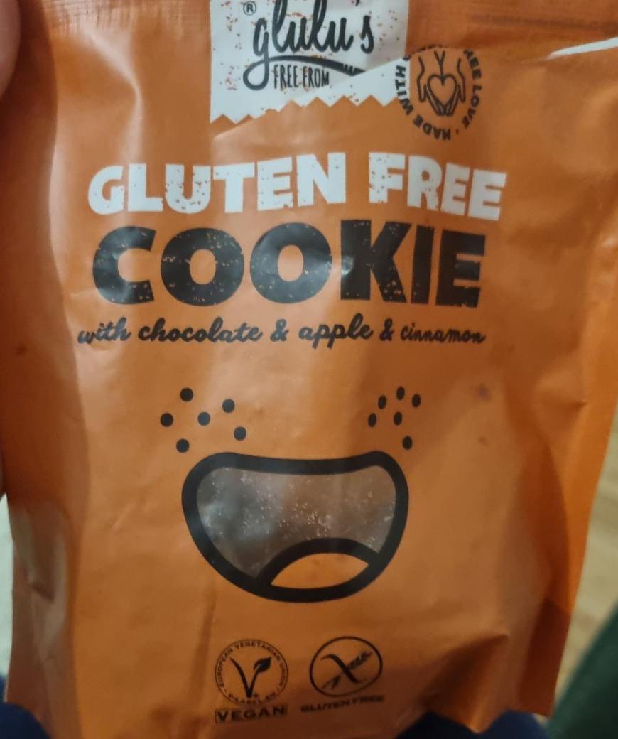 Fotografie - Gluten free cookie with chocolate & apple & cinnamon