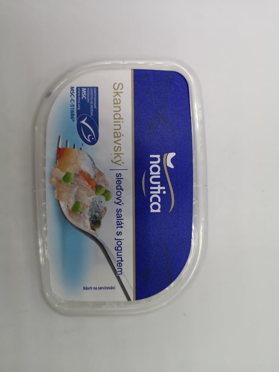 Fotografie - skandinávský sleďový salát s jogurtem Toppo
