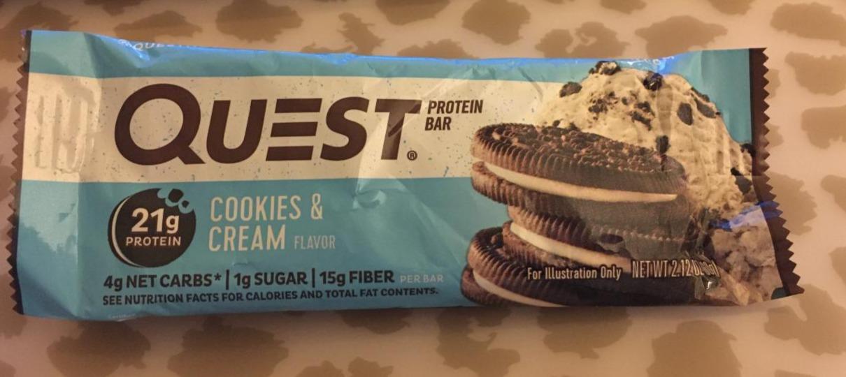 Fotografie - Quest protein bar cookies & cream