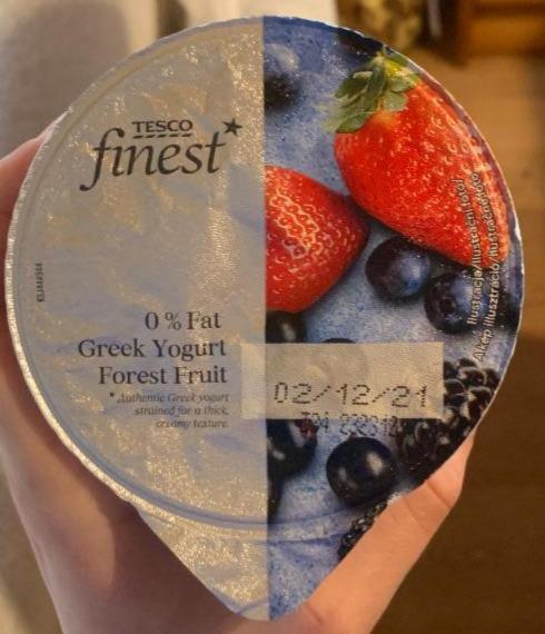 Fotografie - Greek Yogurt Forest Fruit 0 % Fat Tesco finest