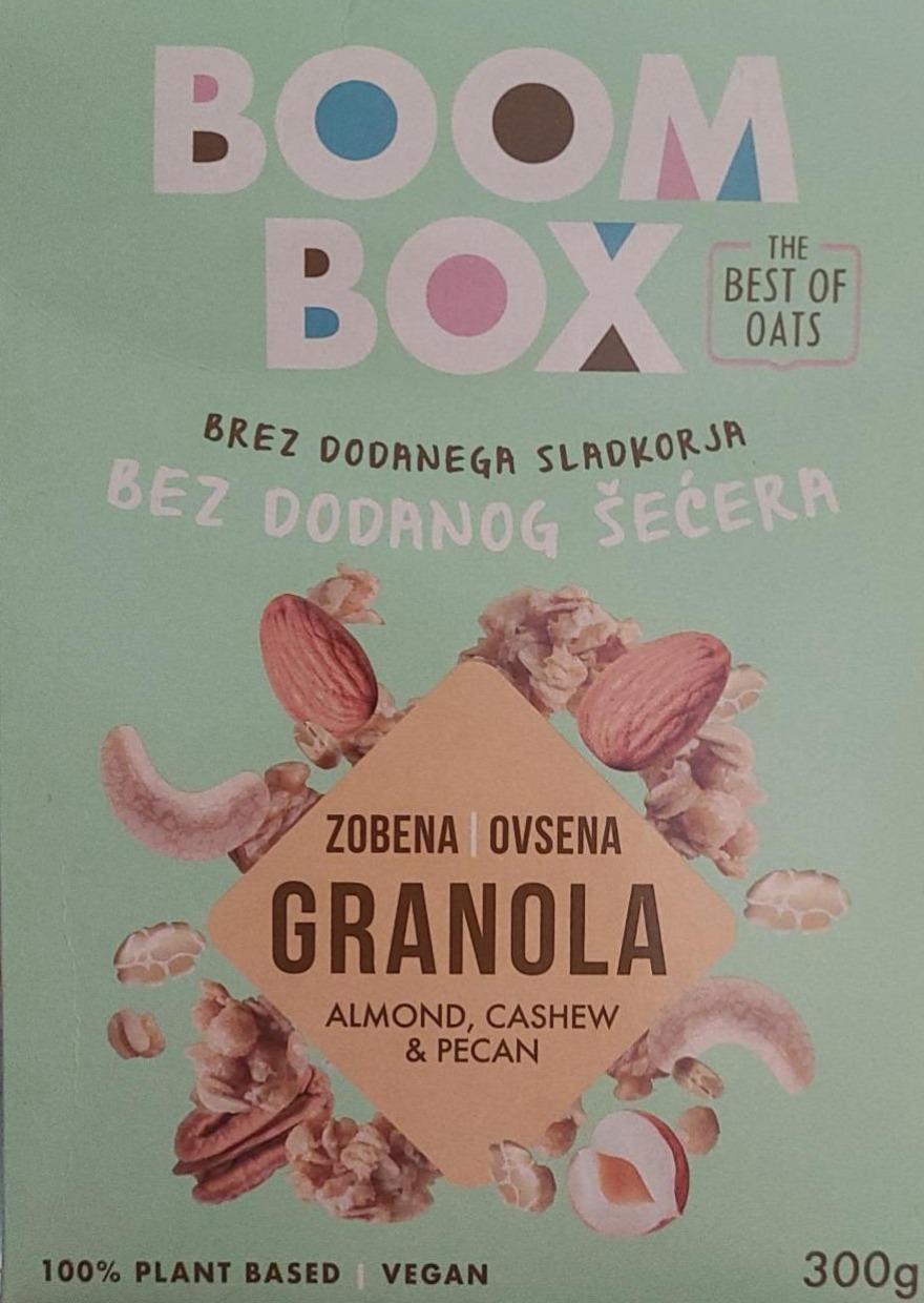 Fotografie - Zdobena ovsena granola almond, cashew & pecan Boom Box