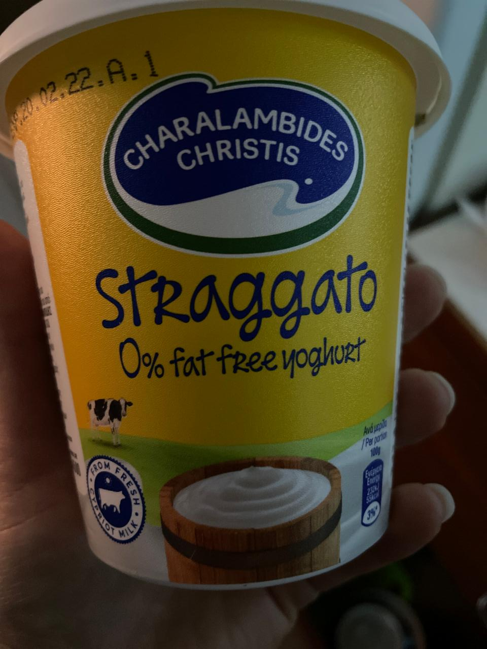 Fotografie - Charalambides christis Straggato 0% fat free yoghurt
