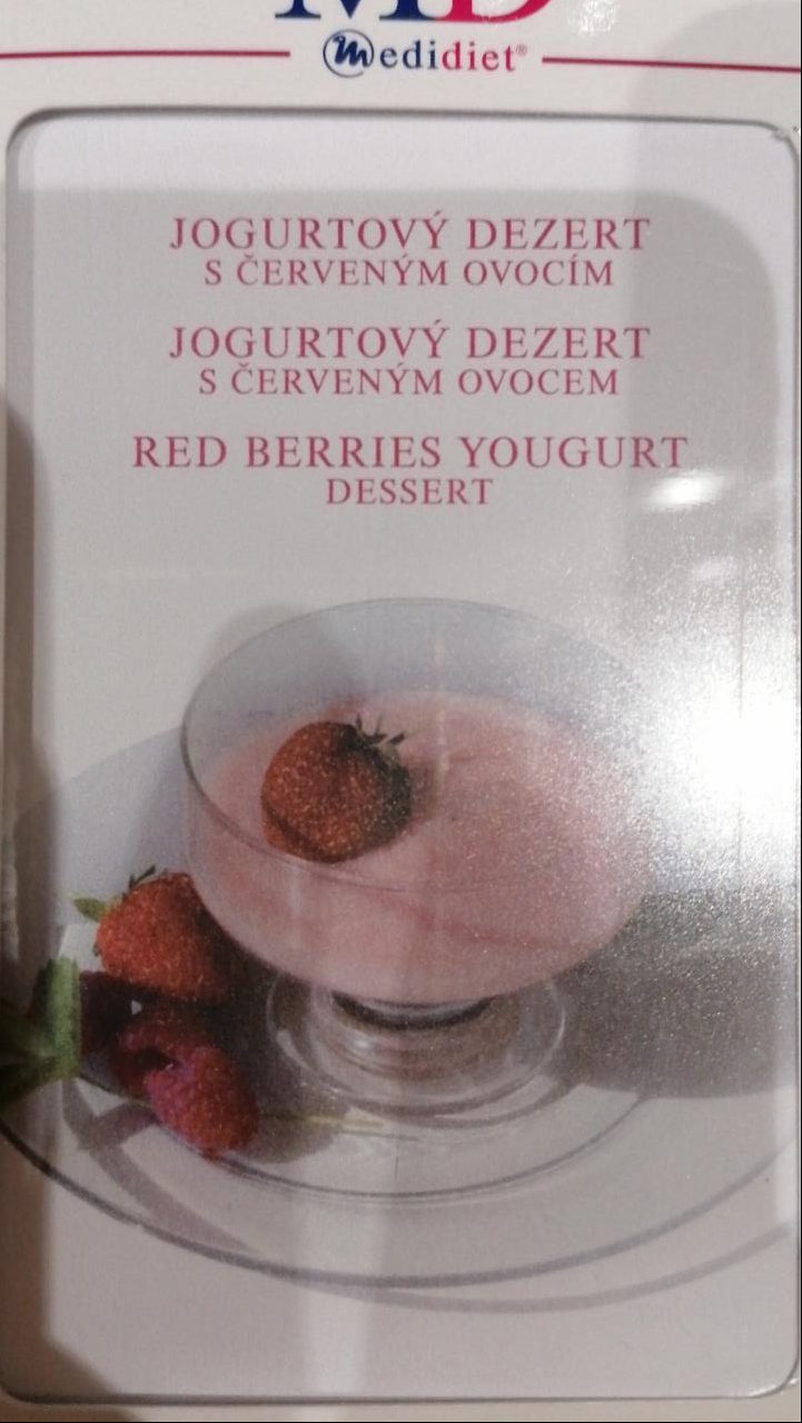 Fotografie - medidiet jogurtovy dezert s cervenym ovocim